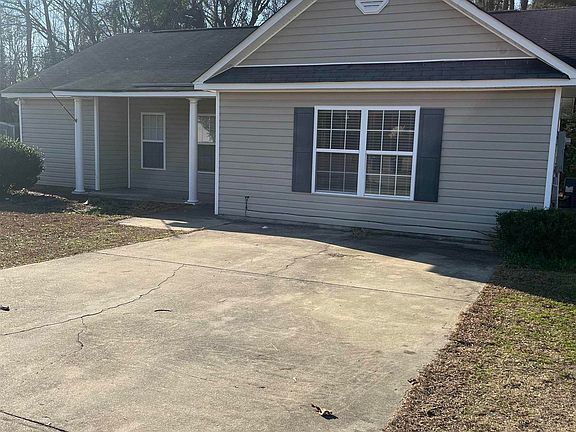 2nd image of 15 Derby Ln