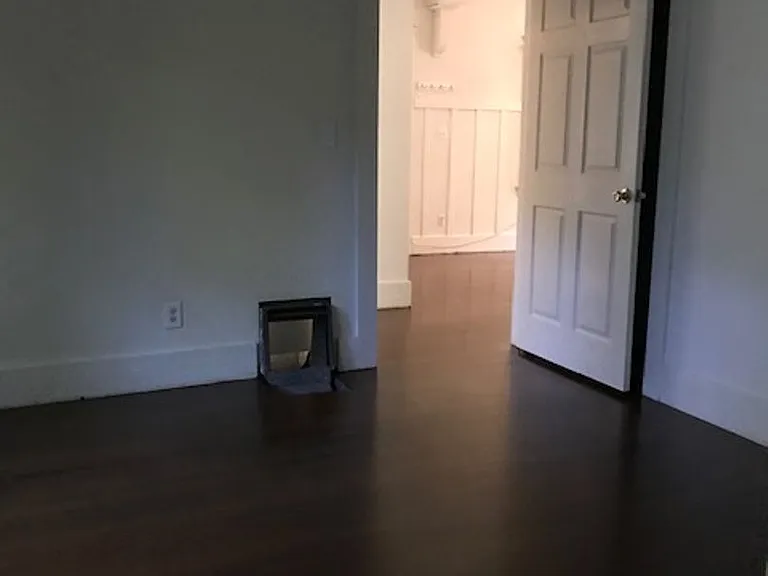 627 G St — Photo 5