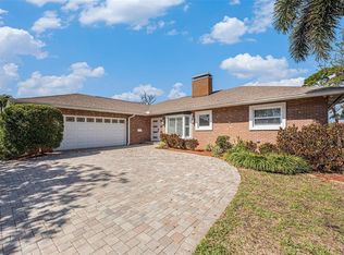 6930 Greenbrier Dr, Seminole, FL 33777
