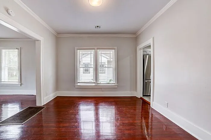 1155 N Main St — Photo 11