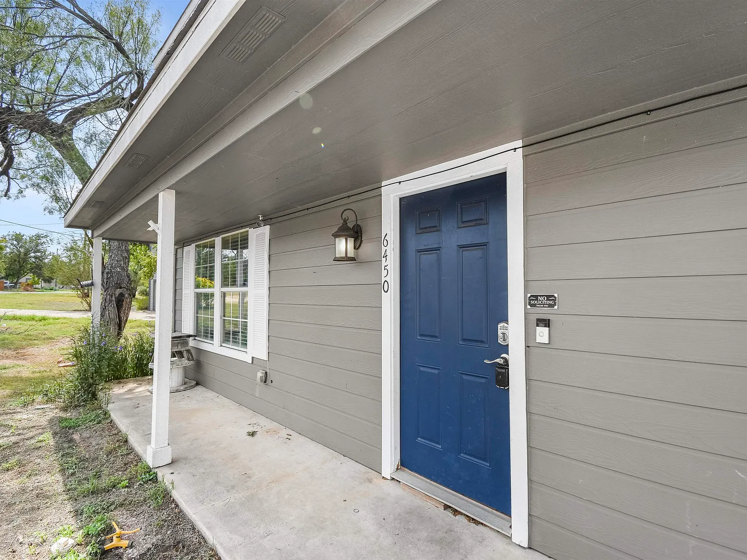 3 bed, 2.5 bath, 1344 sqft, $2,300 — Photo 2