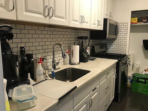 5th image of 2555 Sedgwick Ave #15