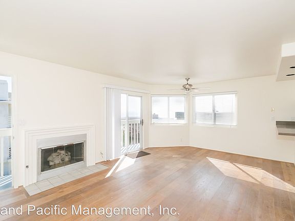 2nd image of 221 44th St