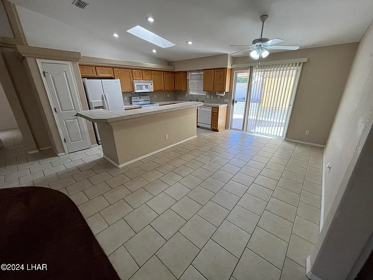 3258 Kiowa Blvd S — Photo 3