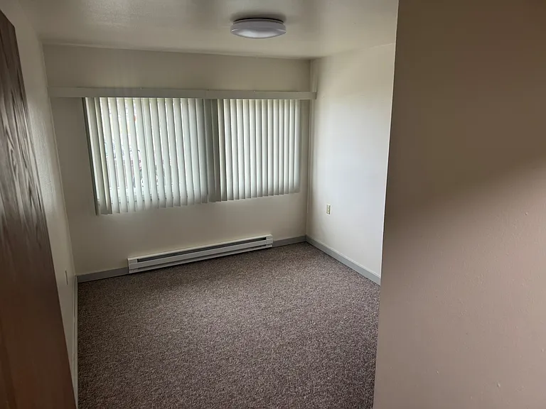 422 Pecor St #4 — Photo 5