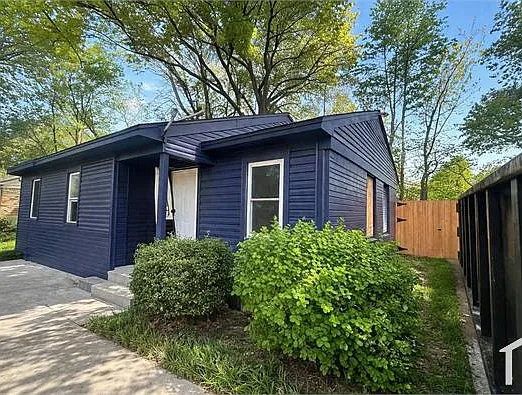 2801 Alvin Ave — Photo 1