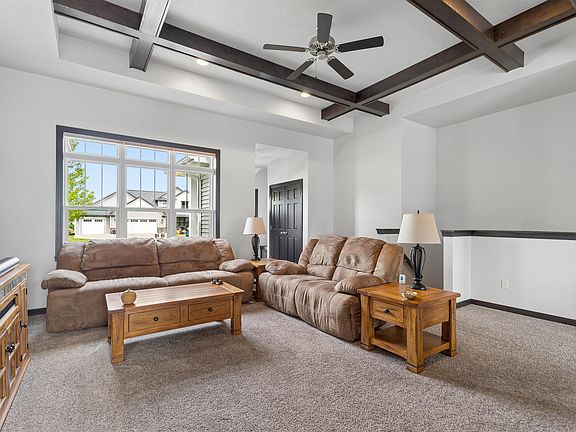 4th image of 2127 W Kohl Dr