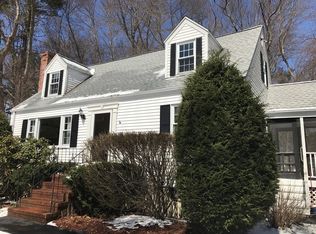 5 Stearns Ln, Billerica, MA 01821