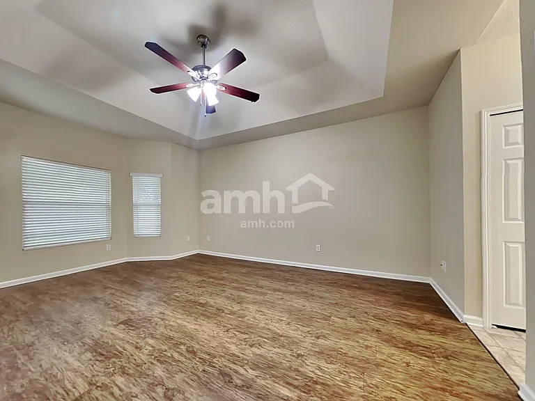 428 Fort Drum Court St — Photo 10