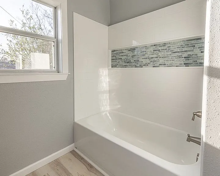 5409 Avenue D — Photo 4