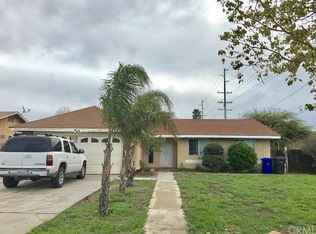 9695 Emerald Ct, Fontana, CA 92335