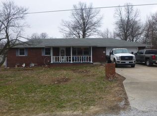 110 Silverleaf St, Exeter, MO 65647