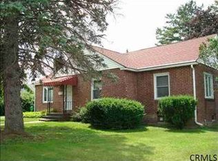 3 N Clement Ave, Ravena, NY 12143
