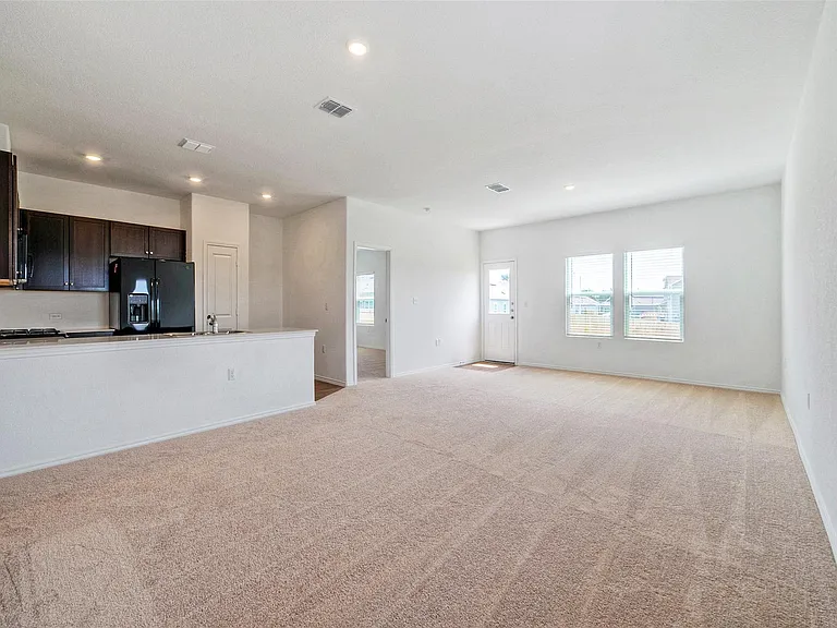14405 Nini Cv — Photo 11