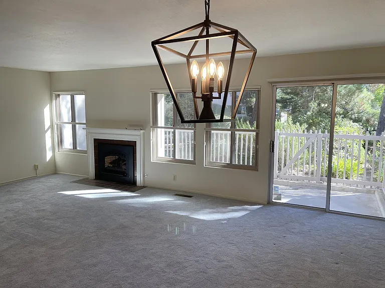 6 Tollridge Ct — Photo 15