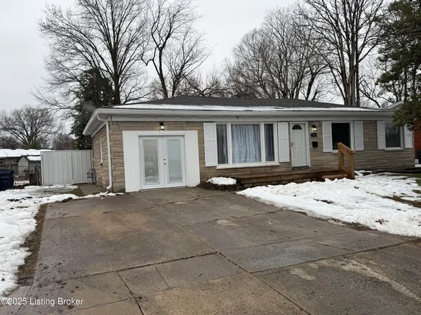 2320 Perth Dr, Shively, KY 40216