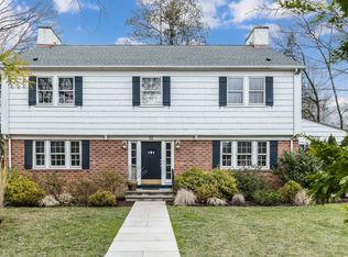 150 Brewster Rd, Scarsdale, NY 10583