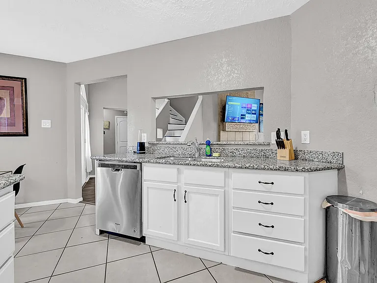 4510 Beechcraft St — Photo 11