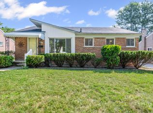 32220 Leelane Rd, Farmington, MI 48336