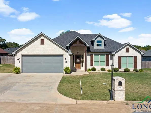 209 Lafoy Ln, Hallsville, TX 75650
