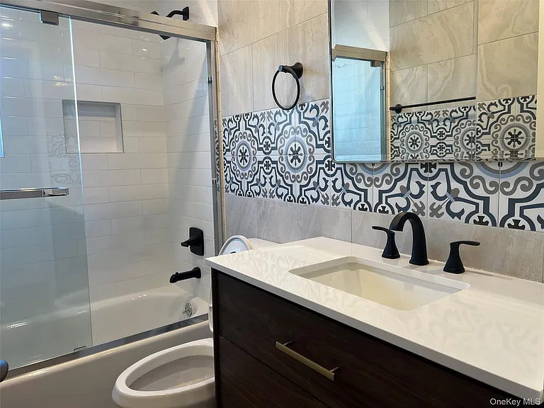 118 Sherman Ave #B — Photo 11