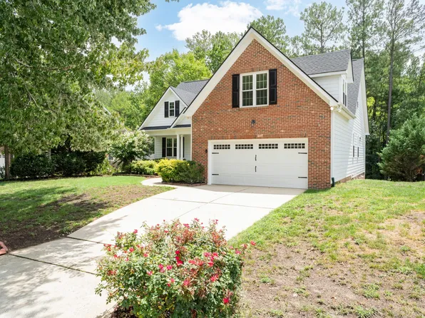 2948 Dargan Hills Dr, Wake Forest, NC 27587