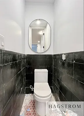 Rented by Hagstrom Management Inc | media 22