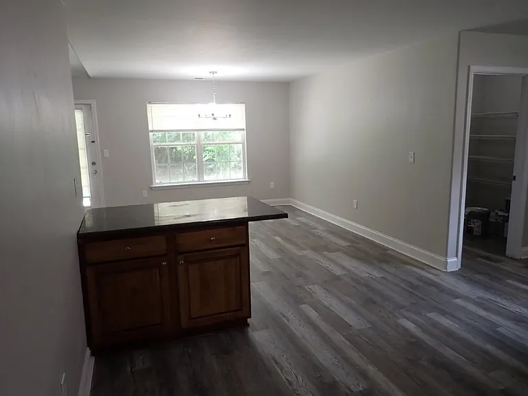237 Cedar Mdw — Photo 10