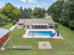 10226 SW Greenville Rd, Greenville, MI 48838