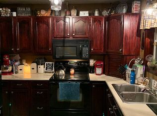 606 Moore St, Urbana, IA 52345