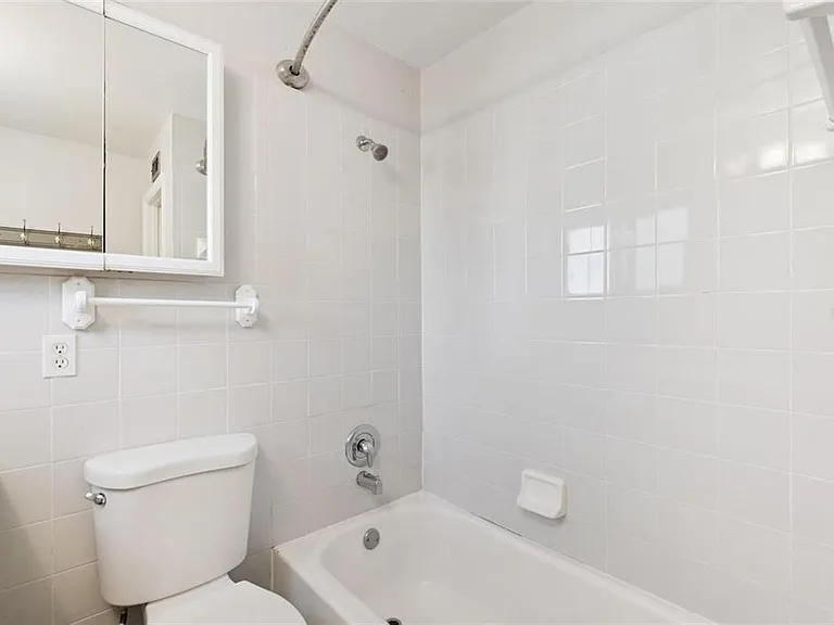 320 Lakeview St #213 — Photo 17