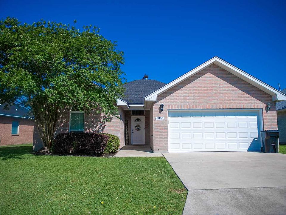 1st image of 3865 Lake Arthur Dr