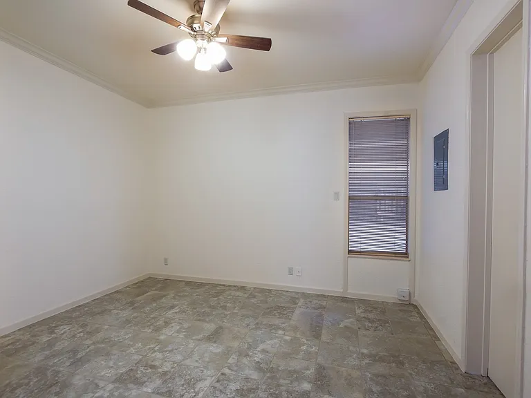 7707 Broadway St #23A — Photo 11