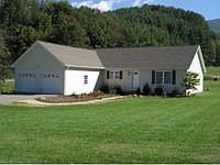2nd image of 117 Sunnie Ln