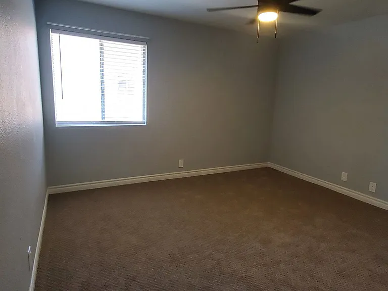 5080 Indian River Dr #400 — Photo 23