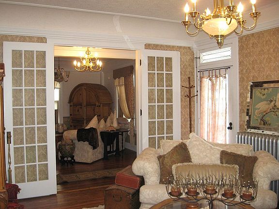 Parlor & Living Room