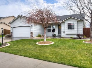 291 E Whitbeck St, Kuna, ID 83634