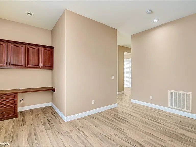 9180 Worsley Park Pl — Photo 22