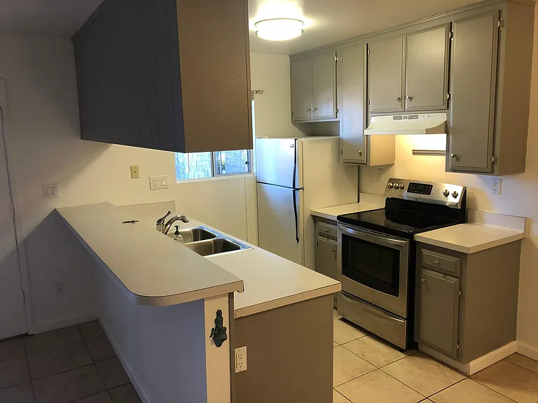 1636 Oliver Ave #1 — Photo 7