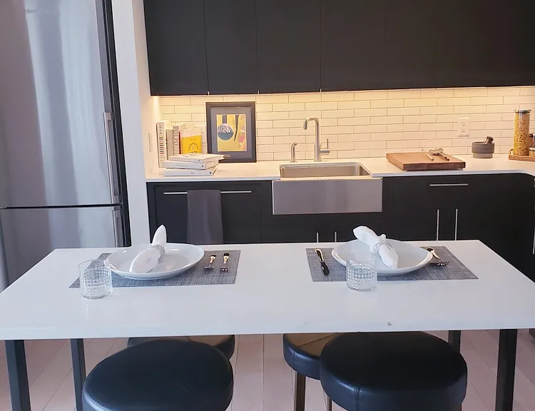 535 W 43rd St S #15C — Photo 4