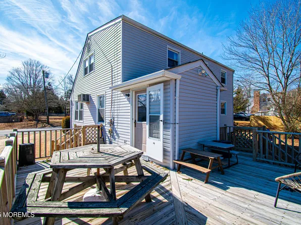 14 Hillside Avenue, Barnegat, NJ 08005