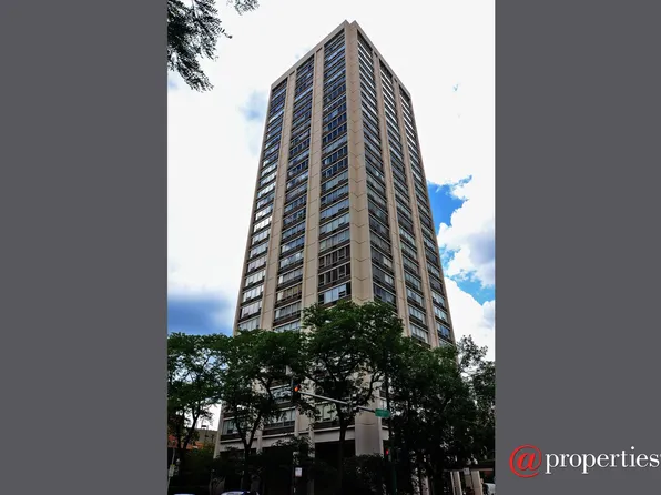 70 W Burton Pl APT 2103F, Chicago, IL 60610