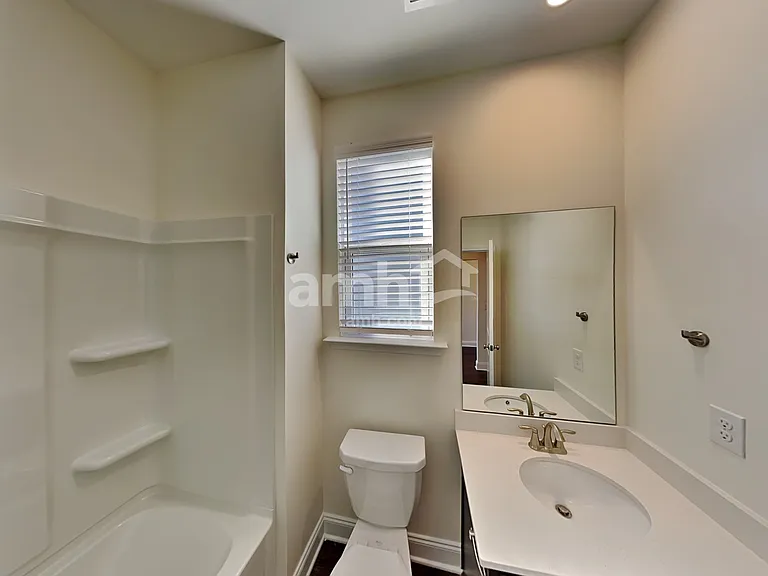 2023 Williamshire Ln — Photo 16