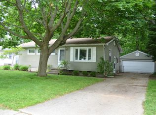 1465 50th St SW, Wyoming, MI 49509