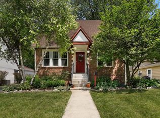 245 S Brockway St, Palatine, IL 60067