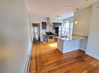 179 Camp St #2, Providence, RI 02906