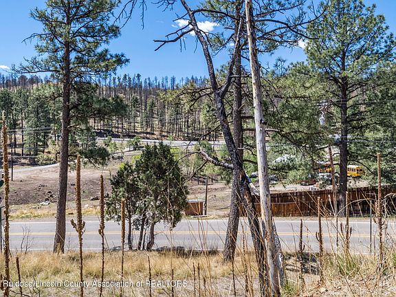 5th image of 994 Gavilan Canyon Rd