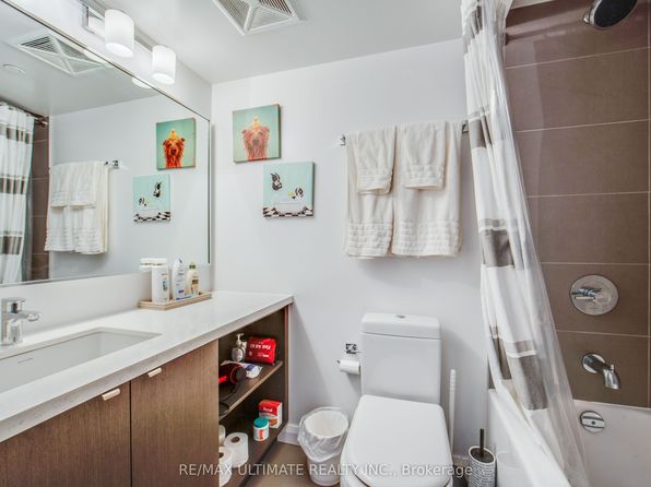 155 Yorkville Ave W #1705, Toronto, ON M5R 0B4