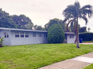 110 NW 198th St, Miami Gardens, FL 33169