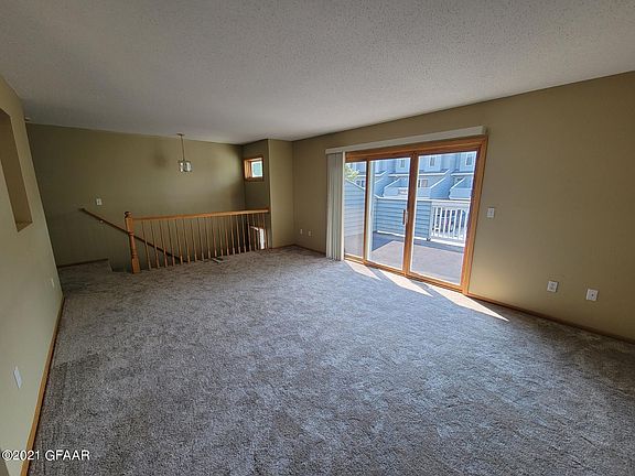 2nd image of 2298 Knightsbridge Ct